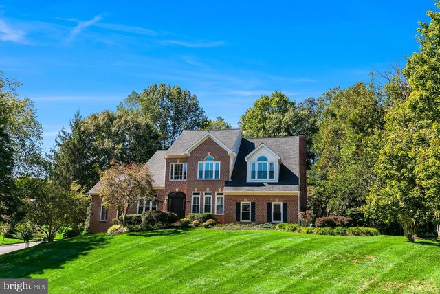 6606 OKEEFE KNOLL CT, Fairfax Station, VA 22039