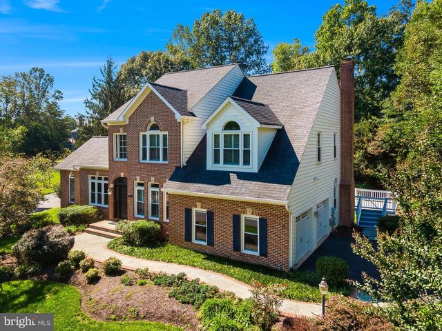 6606 OKEEFE KNOLL CT, Fairfax Station, VA 22039