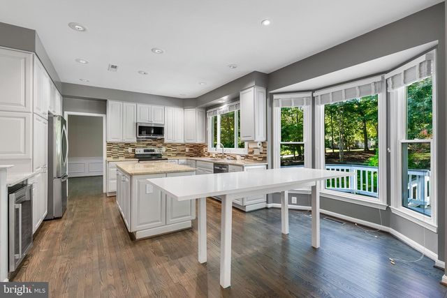 6606 OKEEFE KNOLL CT, Fairfax Station, VA 22039