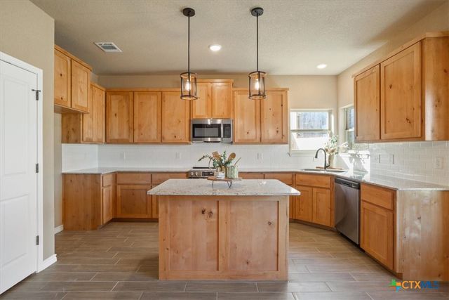 7801 Platinum Drive, Killeen, TX 76542