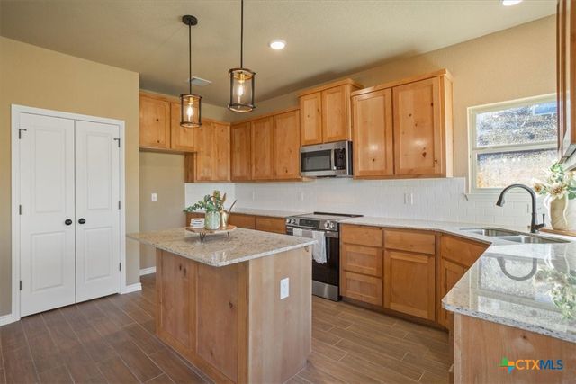 7801 Platinum Drive, Killeen, TX 76542