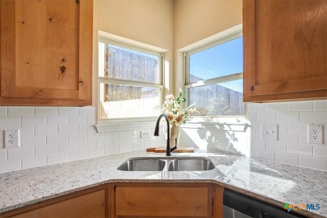 7801 Platinum Drive, Killeen, TX 76542