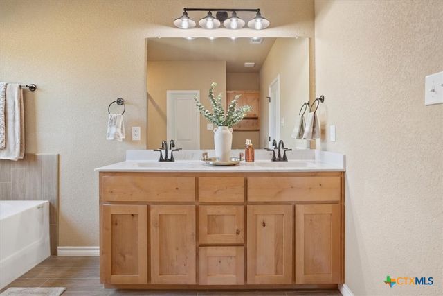 7801 Platinum Drive, Killeen, TX 76542