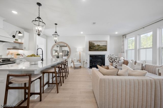 22 Wellspring 611, Wayne Twp., NJ 07470