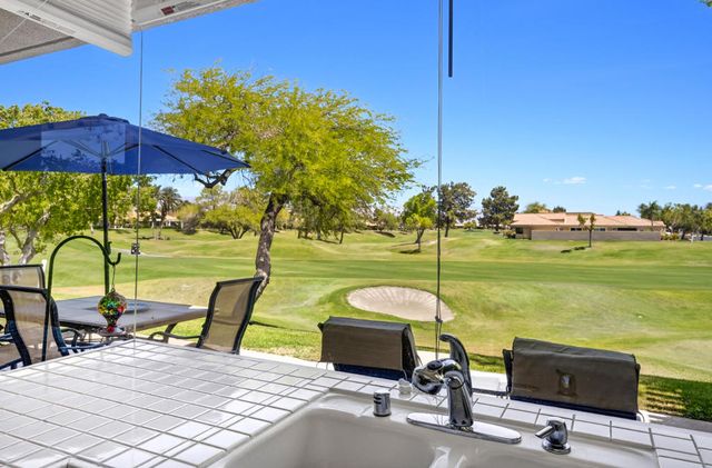 37 Colonial Drive, Rancho Mirage, CA 92270