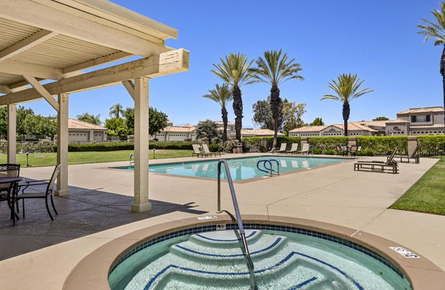 37 Colonial Drive, Rancho Mirage, CA 92270