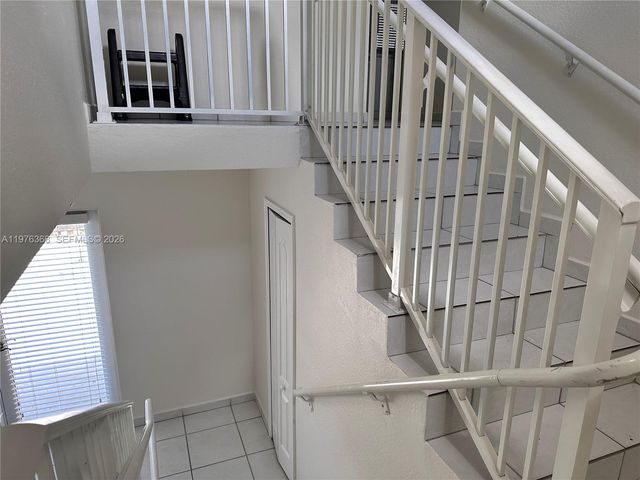 17354 NW 74th Ave 202, Hialeah, FL 33015