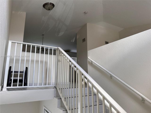 17354 NW 74th Ave 202, Hialeah, FL 33015