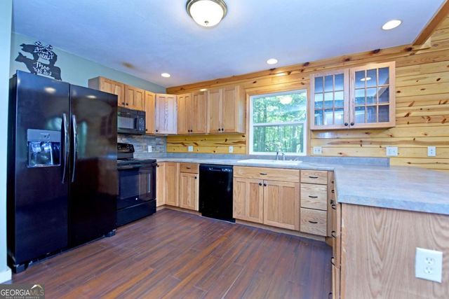 3373 Hardscrabble Road, Mineral Bluff, GA 30559