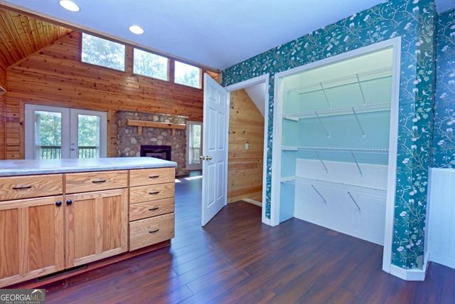 3373 Hardscrabble Road, Mineral Bluff, GA 30559