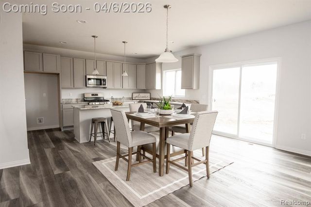 34607 John Bartley Circle, Sterling Heights, MI 48310