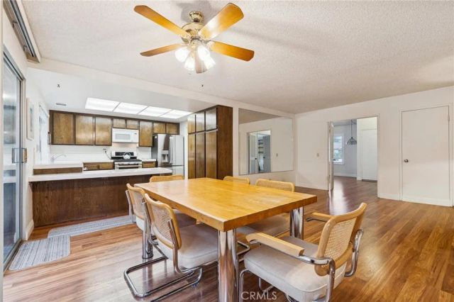 22714 Stagg, West Hills, CA 91304