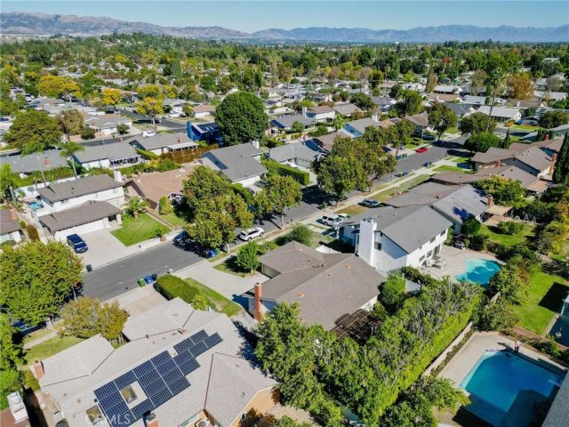 22714 Stagg, West Hills, CA 91304