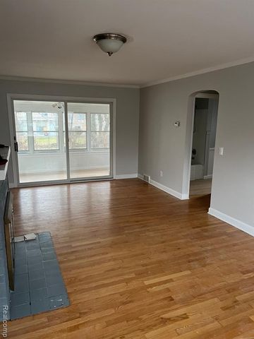1275 University Avenue, Adrian, MI 49221