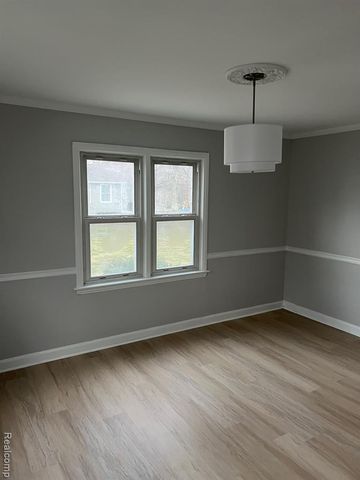 1275 University Avenue, Adrian, MI 49221