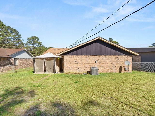 1007 W Union St, Leesville, LA 71446
