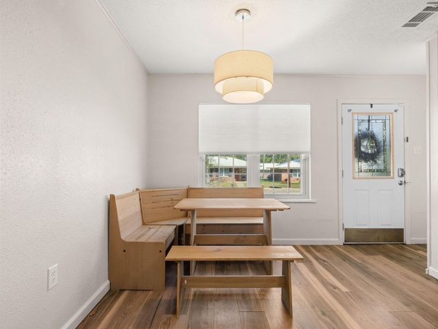 1007 W Union St, Leesville, LA 71446