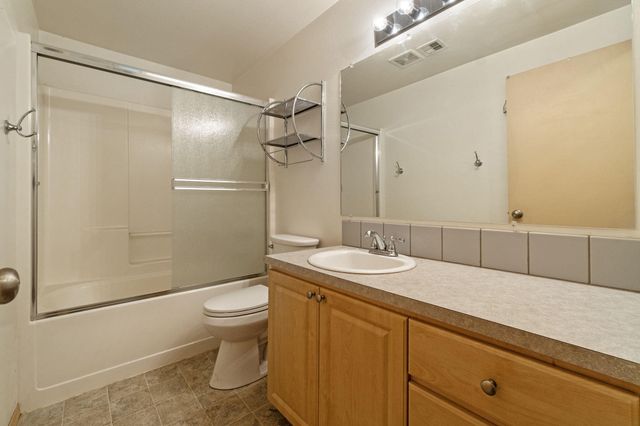 3465 Boardman Avenue, Klamath Falls, OR 97603