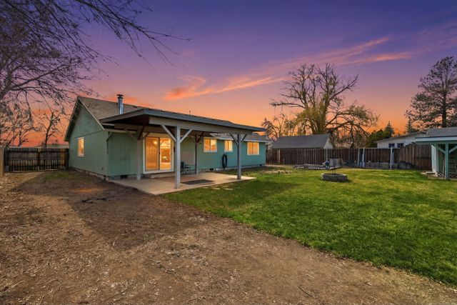 3465 Boardman Avenue, Klamath Falls, OR 97603