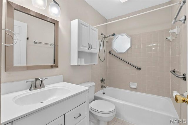 1635 Hobnail Court, Unincorporated, MO 63146