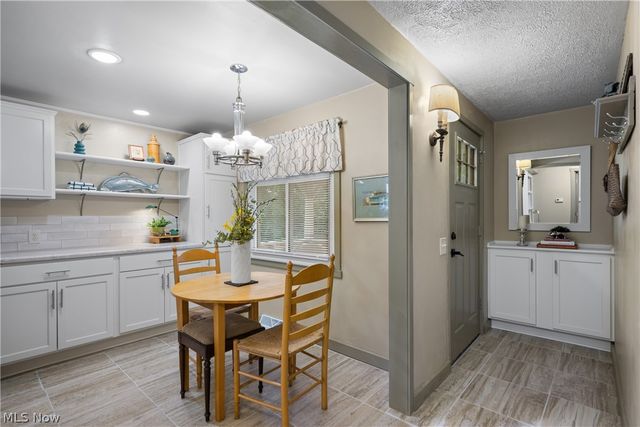 23 Curley Court SE, Massillon, OH 44646