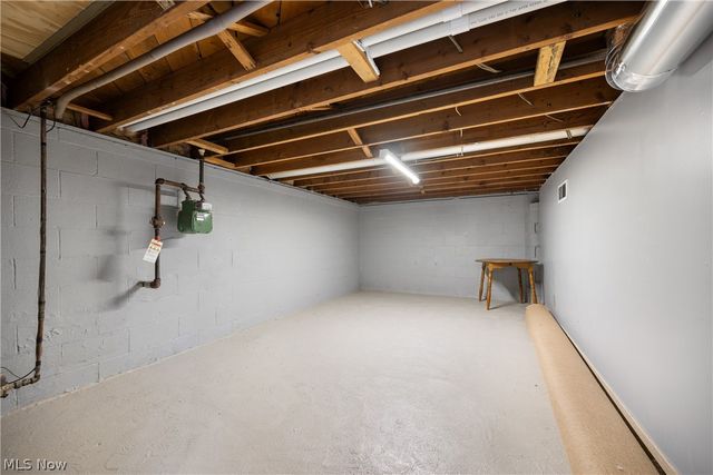 23 Curley Court SE, Massillon, OH 44646