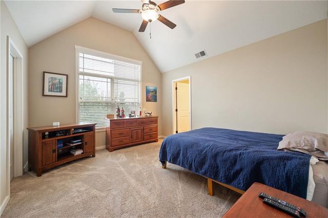 2210 NE 111th Street, Kansas City, MO 64155