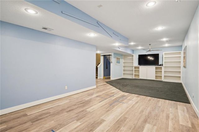 2210 NE 111th Street, Kansas City, MO 64155