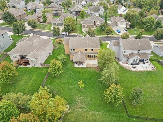 2210 NE 111th Street, Kansas City, MO 64155