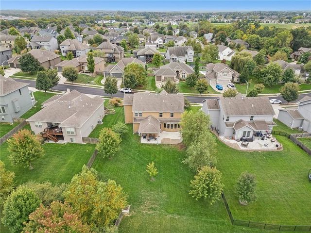 2210 NE 111th Street, Kansas City, MO 64155