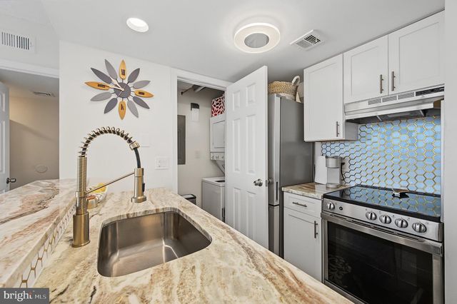 3851 BOARDWALK, Atlantic City, NJ 08401