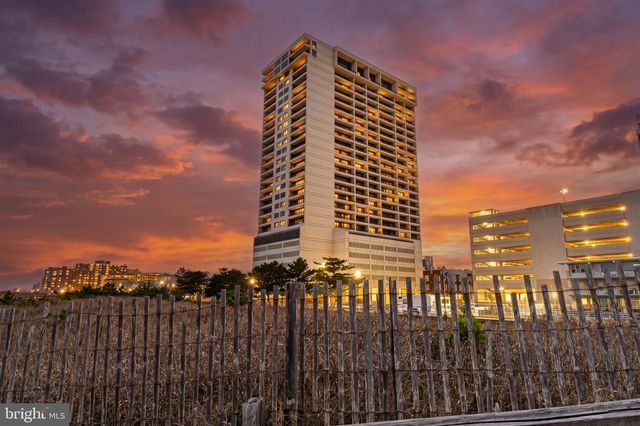 3851 BOARDWALK, Atlantic City, NJ 08401