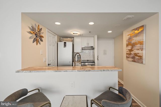 3851 BOARDWALK, Atlantic City, NJ 08401
