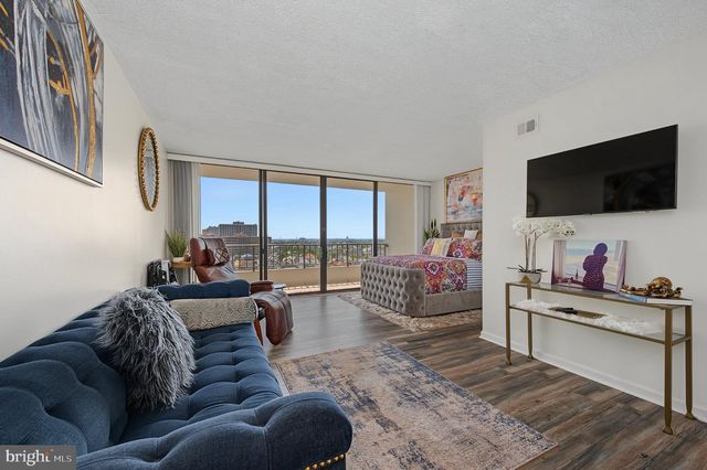 3851 BOARDWALK, Atlantic City, NJ 08401