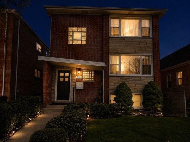 2031 N 74th Avenue, Elmwood Park, IL 60707