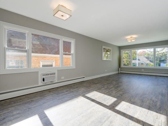 2031 N 74th Avenue, Elmwood Park, IL 60707