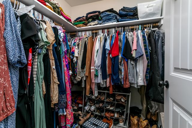 6502 DOUGLAS PKY, Hallsville, MO 65255