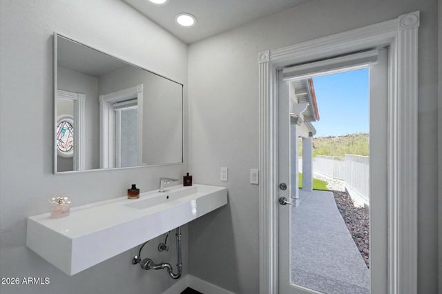 10817 N PINTO Drive, Fountain Hills, AZ 85268