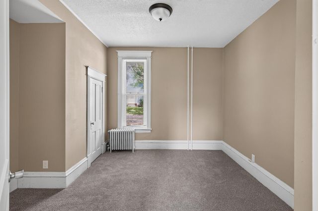 1136 Edgerton Street, Saint Paul, MN 55130