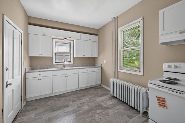 1136 Edgerton Street, Saint Paul, MN 55130