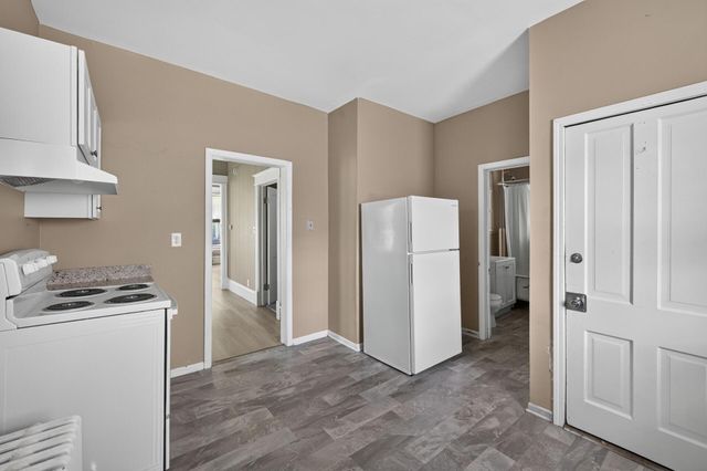 1136 Edgerton Street, Saint Paul, MN 55130