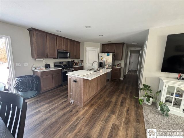 658 Adams Avenue, Evans, NY 14006