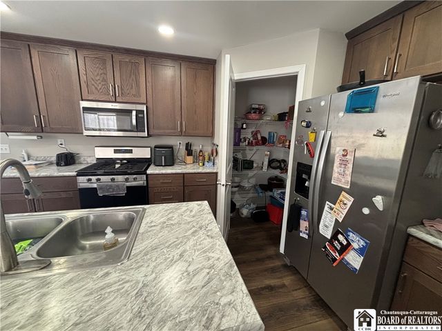 658 Adams Avenue, Evans, NY 14006