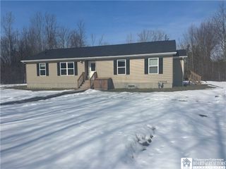 658 Adams Avenue, Evans, NY 14006