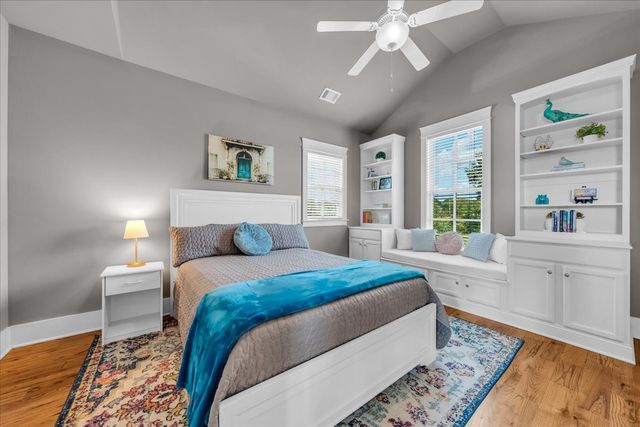1201 Carters Creek Pike, Columbia, TN 38401