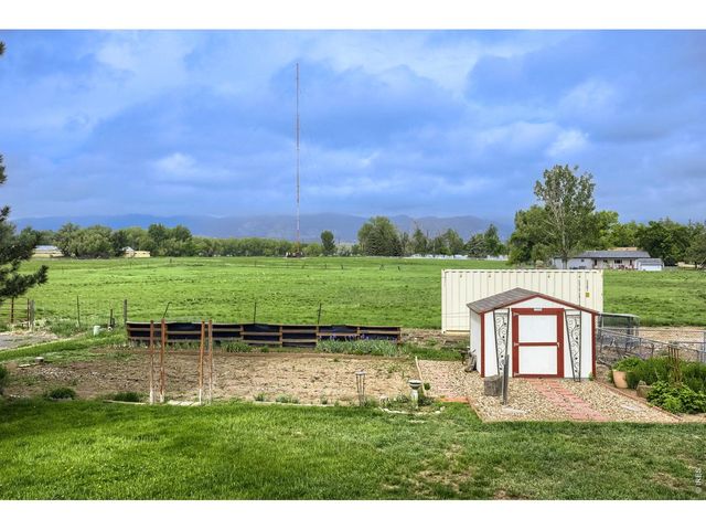 417 Clover Ln, Fort Collins, CO 80521