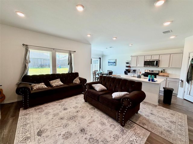 40758 Rosemary Rain Lane, Magnolia, TX 77354