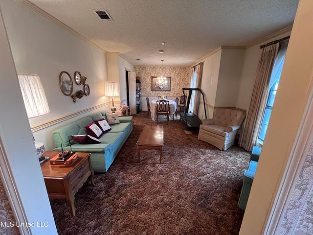 209 Sundown Trail, Jackson, MS 39212