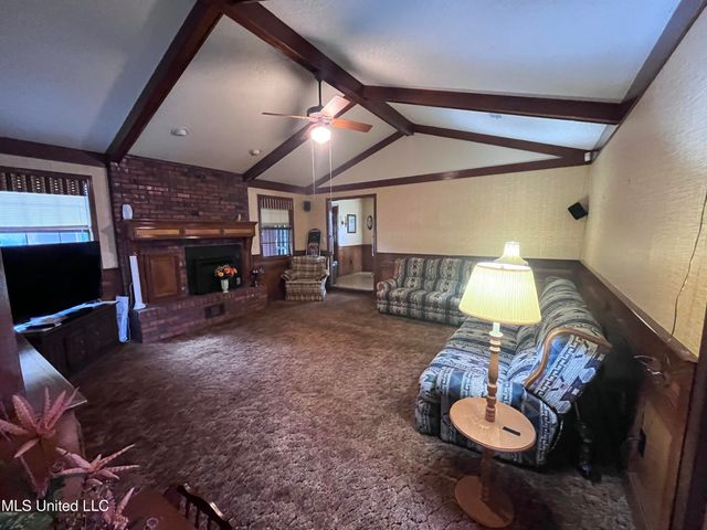 209 Sundown Trail, Jackson, MS 39212
