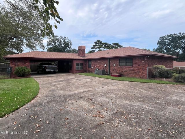 209 Sundown Trail, Jackson, MS 39212